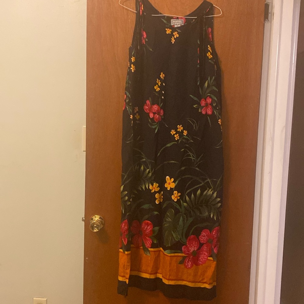 Jane Ashley Medium long black multicolored flowered dress